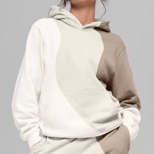 Alo Yoga Accolade “MAKE WAVES” Hoodie So Soft Yoga Casual Oversized Medium